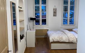 Appartement Dijon Le Zola, Avec Parking Prive Sur Demande Payant Sur Place